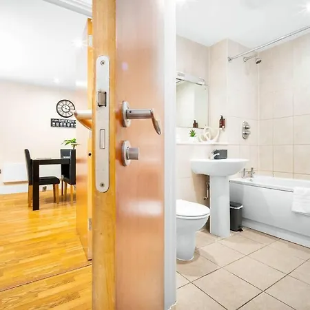 Cozy 2 Bed Arcadian Centre By Azura Nights * Birmingham